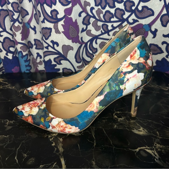 Jessica Simpson floral Dusk heels - Picture 1 of 8